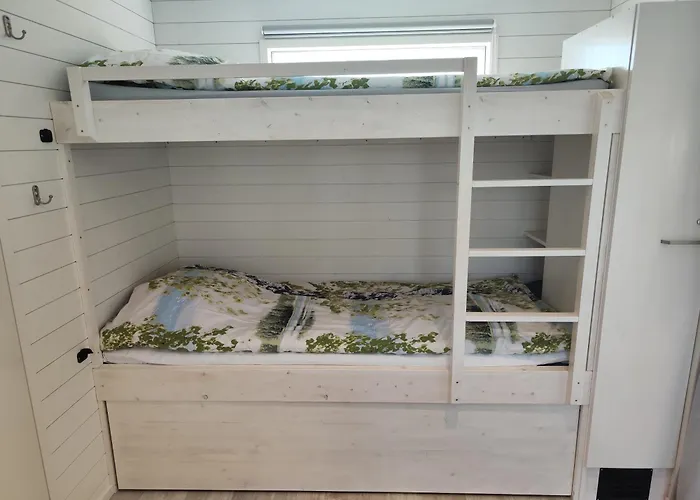 보트호텔 Saunalautta Sisu *