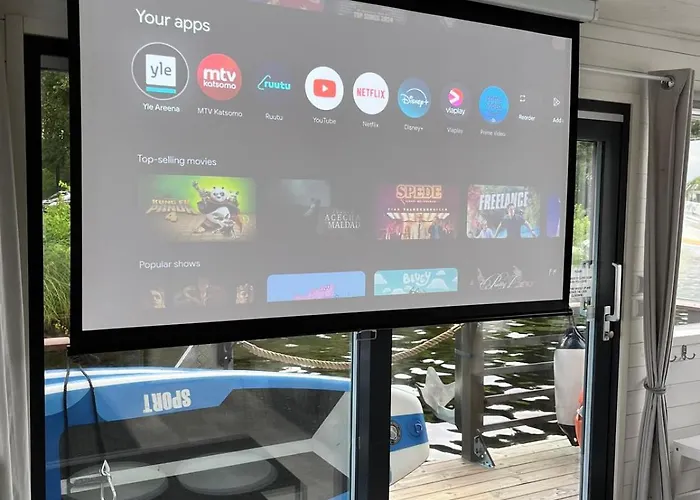 Saunalautta Sisu 보트호텔 *